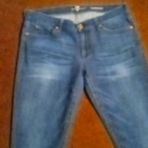 Women's jeans
